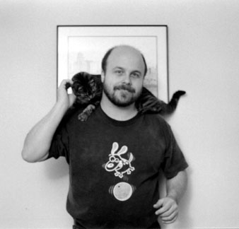 I like cats too and I bought a new tripod to test.